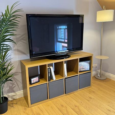 Group Bookings: Up To 30 Guests Across 5 Spacious Flats! Keyless Access Free Wifi & Parking Birmingham Exterior photo