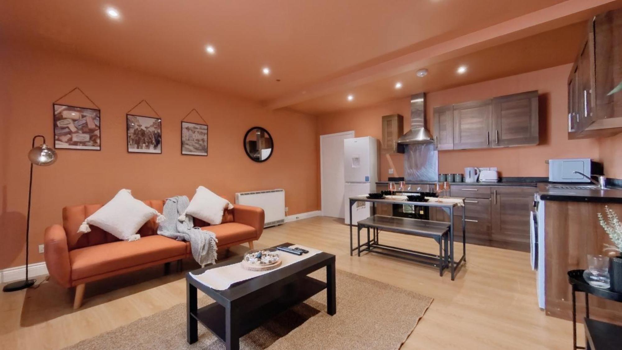Group Bookings: Up To 30 Guests Across 5 Spacious Flats! Keyless Access Free Wifi & Parking Birmingham Exterior photo