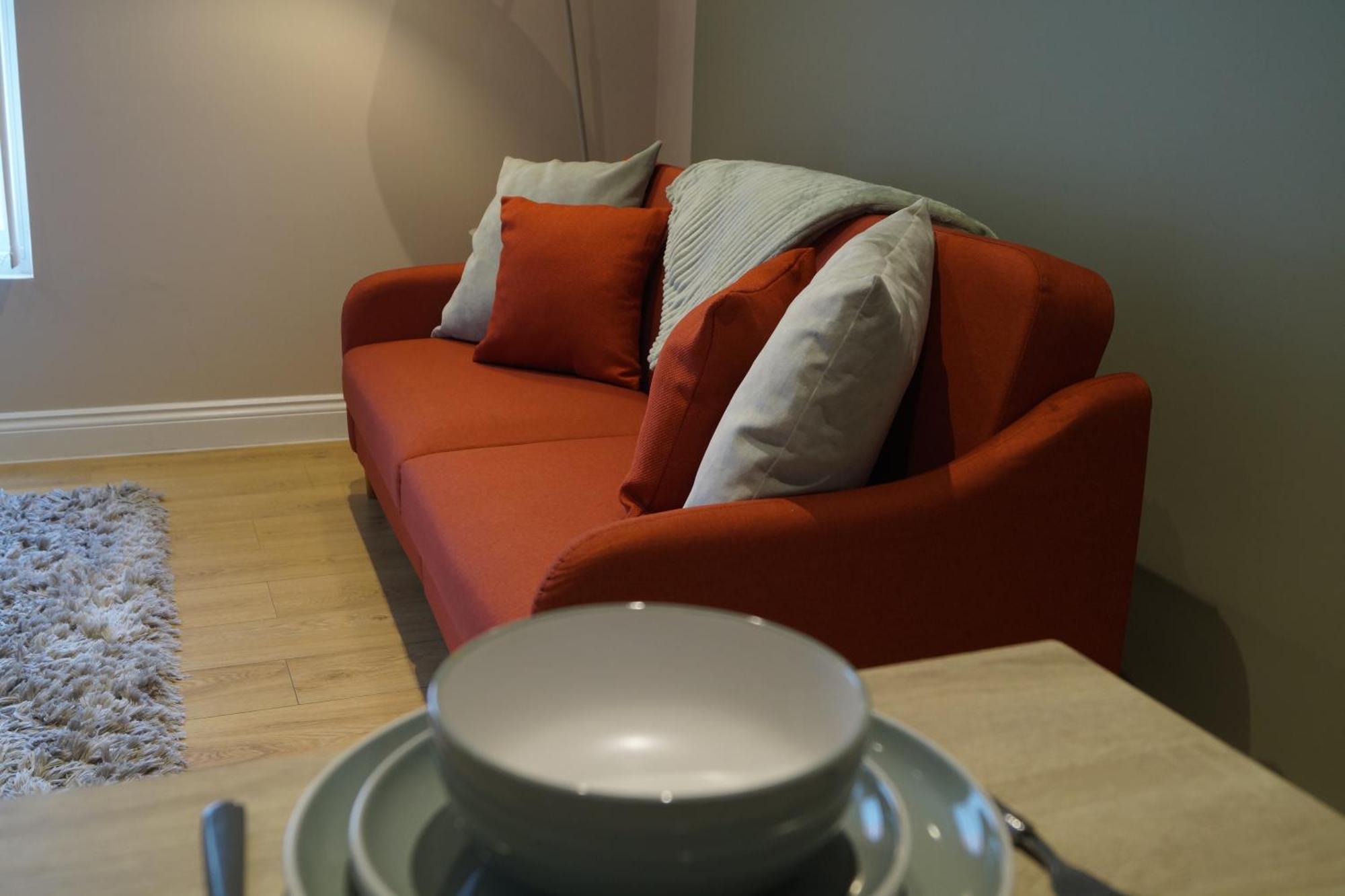 Group Bookings: Up To 30 Guests Across 5 Spacious Flats! Keyless Access Free Wifi & Parking Birmingham Exterior photo